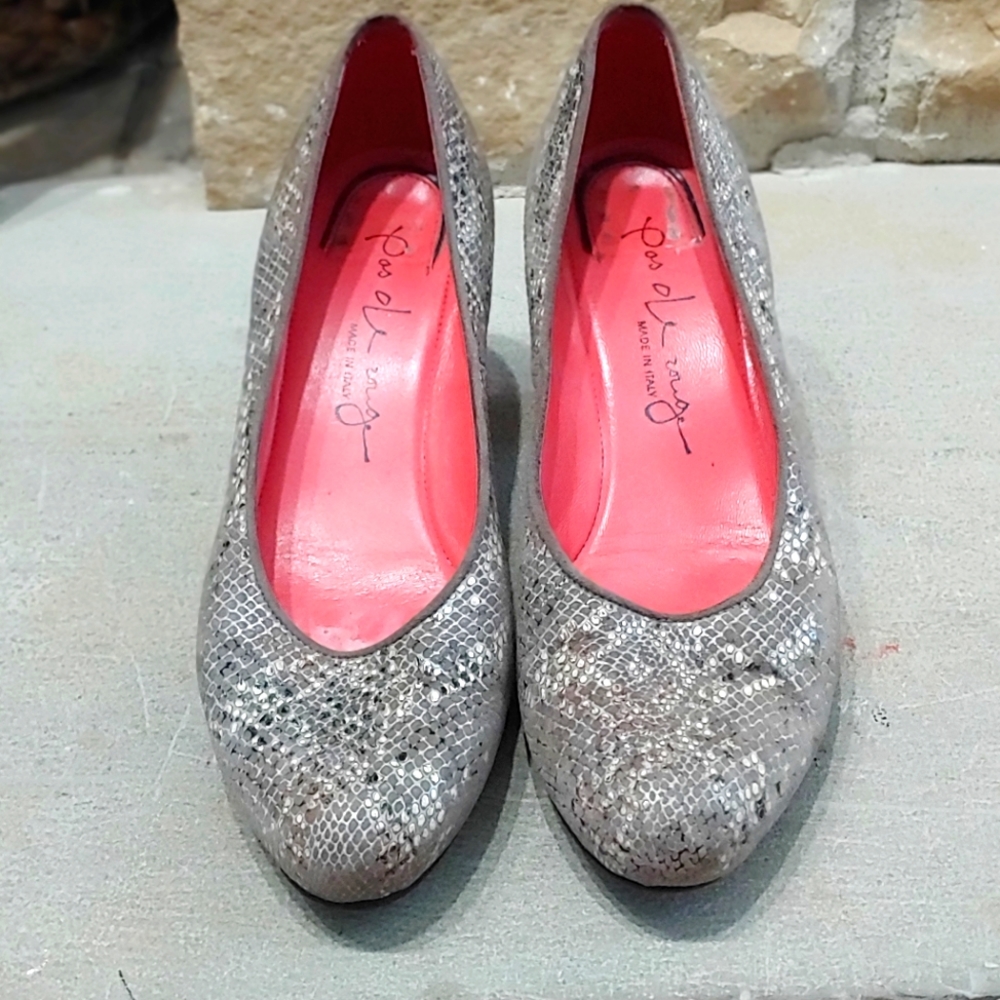Pas de Rouge Shoes